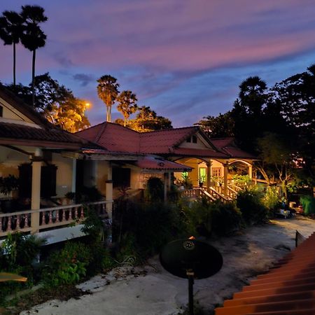 Jungle House At Yanui Beach In Rawai Villa Phuket Екстериор снимка